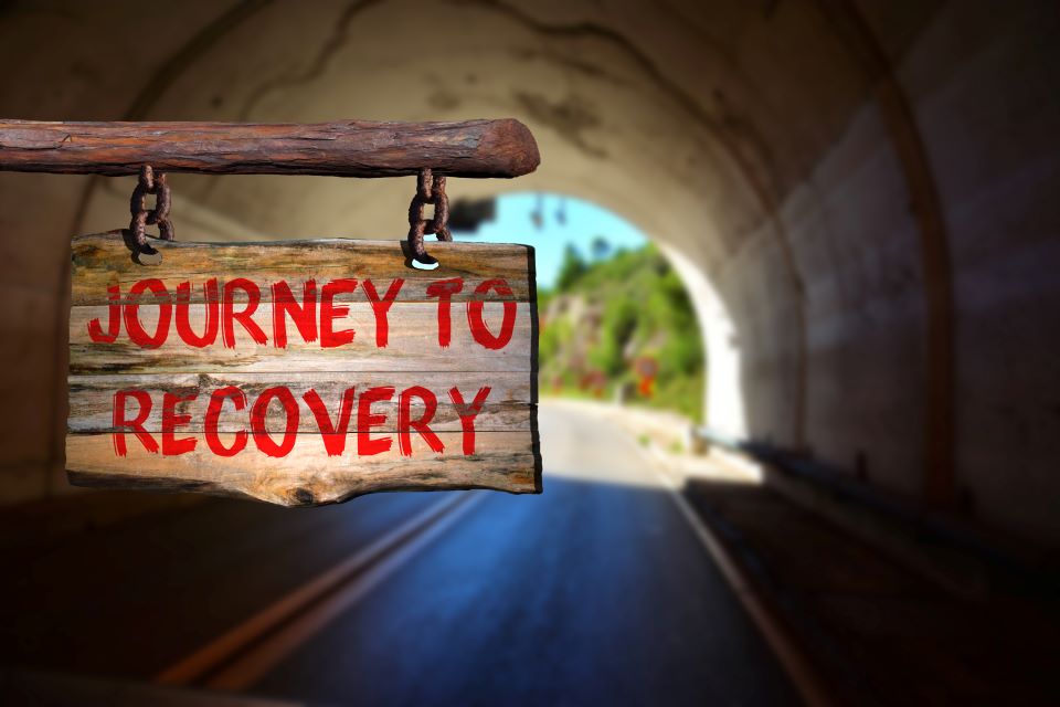 Inpatient vs. Outpatient Rehab | Everything You Need to Know